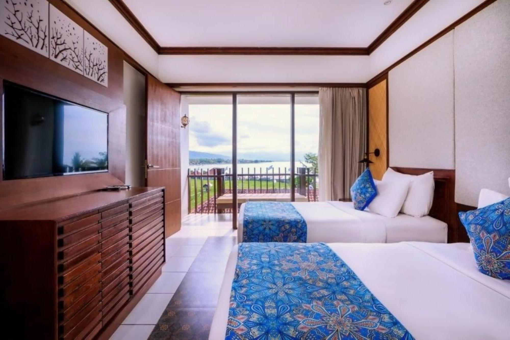 Lovina Beach Club & Resort Экстерьер фото