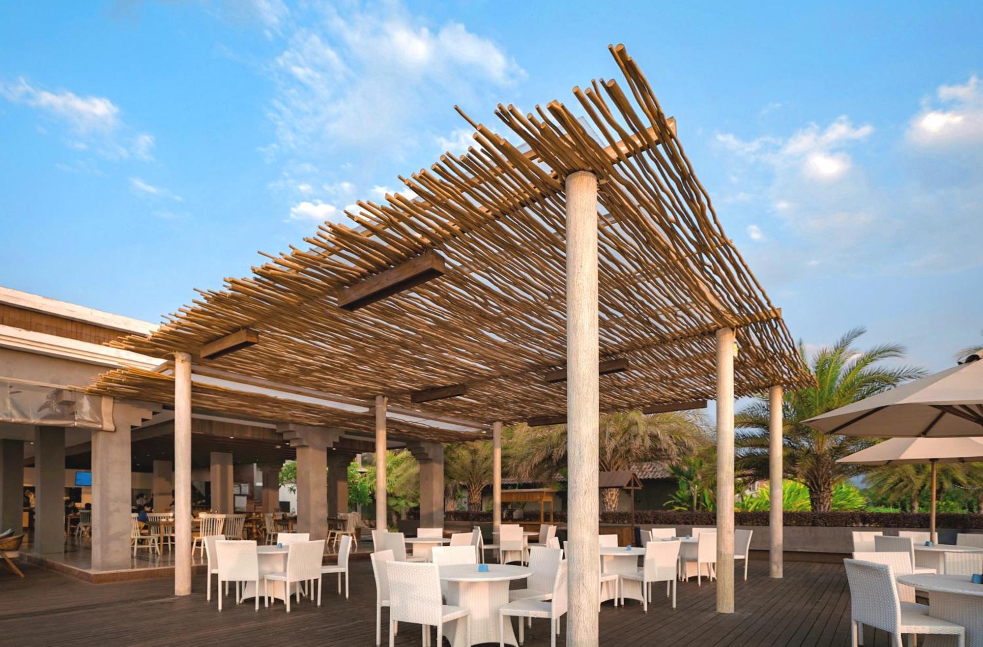 Lovina Beach Club & Resort Экстерьер фото