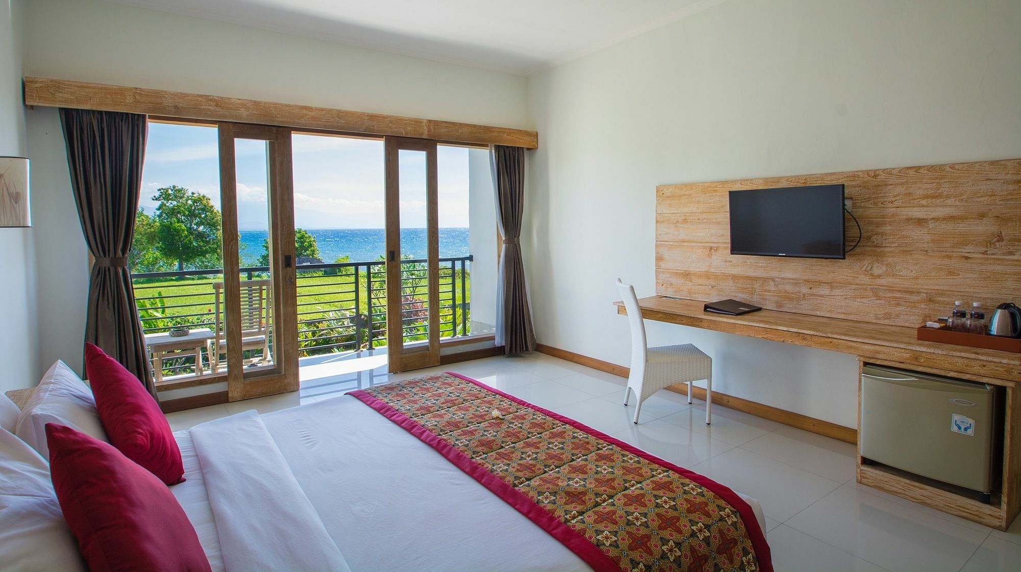 Lovina Beach Club & Resort Экстерьер фото