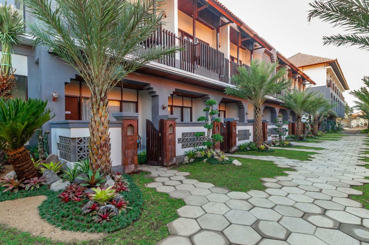 Lovina Beach Club & Resort Экстерьер фото